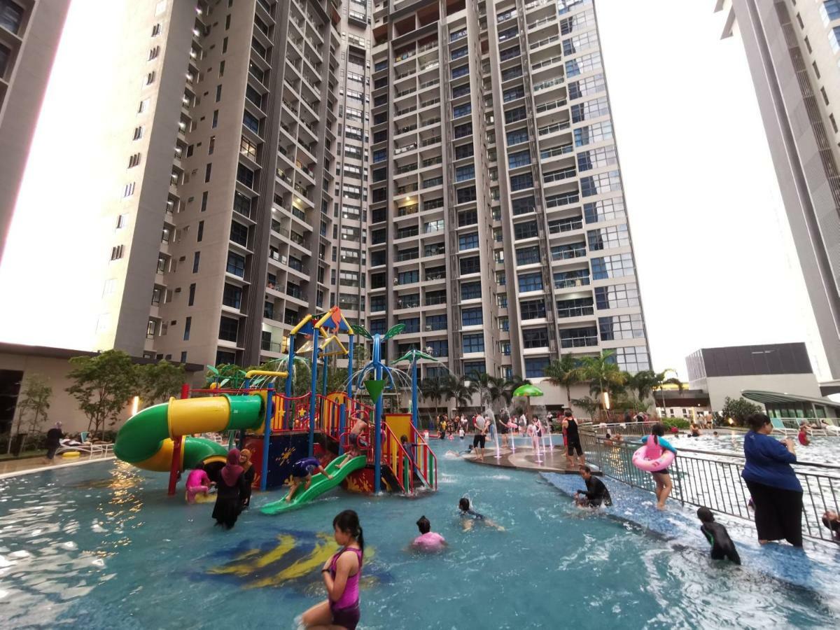 Atlantis Residence Melaka Eksteriør billede