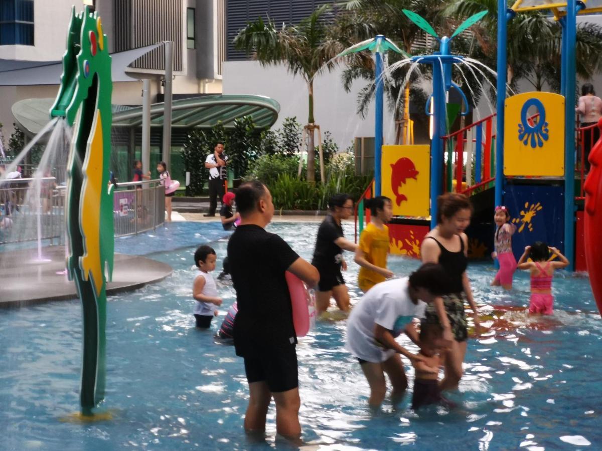 Atlantis Residence Melaka Eksteriør billede